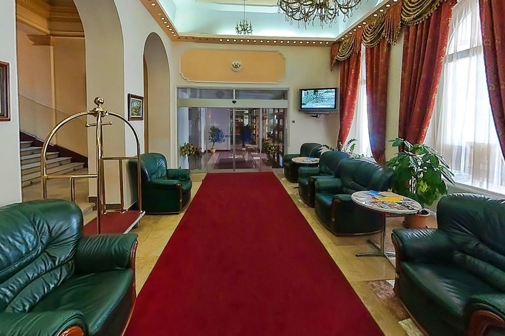 Tisza Hotel 3*