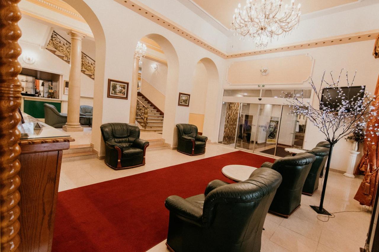 Tisza Hotel 3*