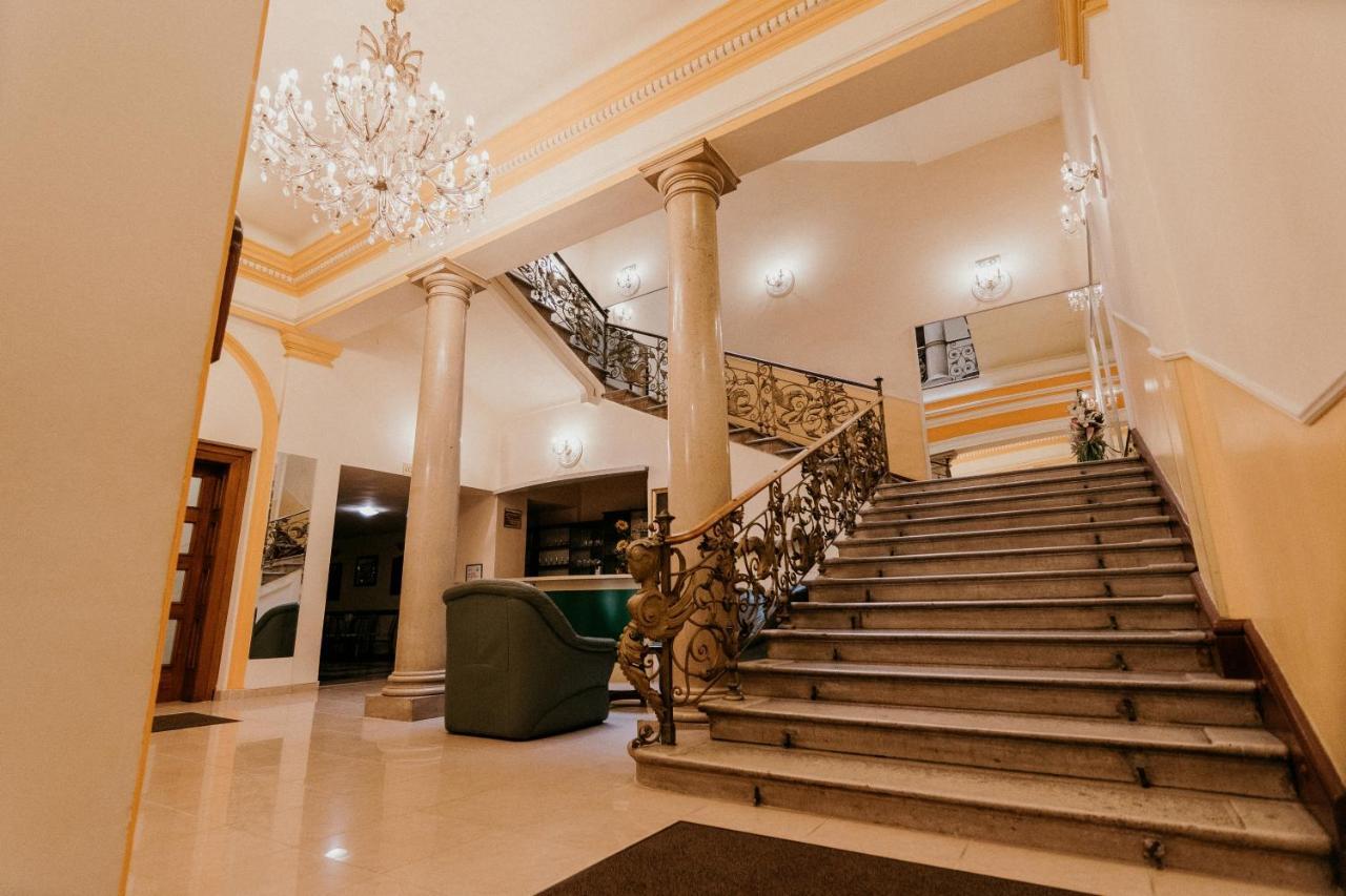 Tisza Hotel